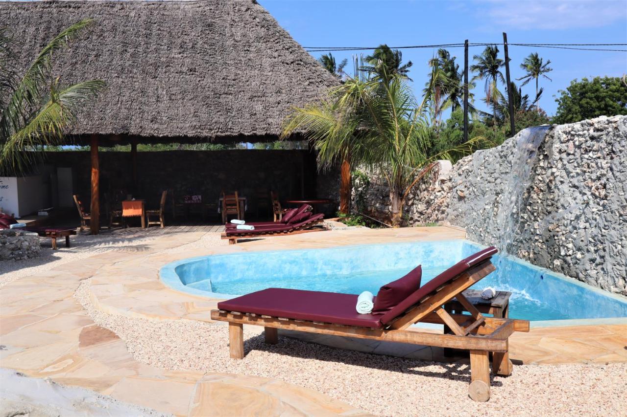 Holiday Time Bungalows Zanzibar Matemwe  Exterior photo