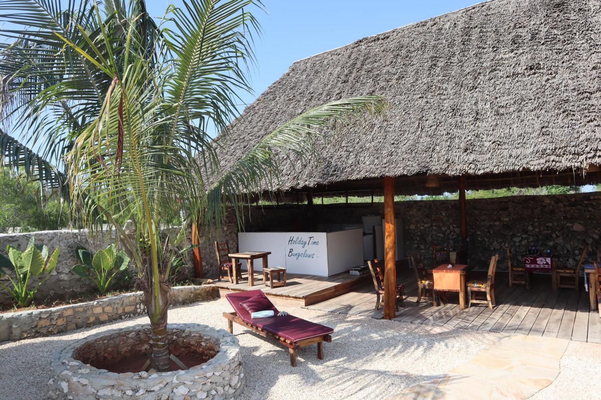 Holiday Time Bungalows Zanzibar Matemwe  Exterior photo
